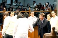 Drilon files bill raising salaries of gov’t workers