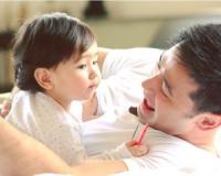 Hayden Kho shields baby daughter from public eyes