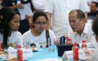 Aquino meets with families of PNP-SAF 44, checks status of assistance being given