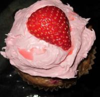 Meat-Free Favorites : Strawberry Cupcakes