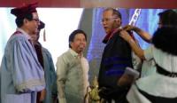 Aquino defends sister over chopper issue