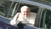 Why Pope Francis didn’t ride popemobile on the way to Malacañang