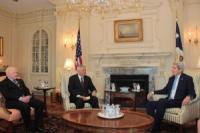 McCain, Reed discuss arms, security in Asia with PHL officials