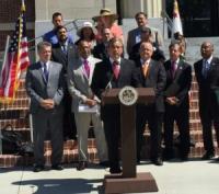 Assemblymembers unite in LA to urge Brown to sign medical marijuana legislation